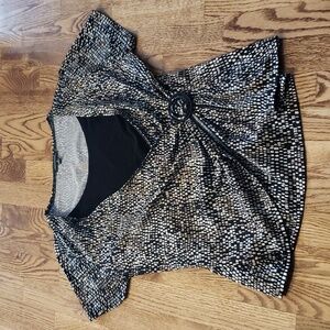(M) Notations Geometric Print Assymetrical Top Business Casual Semi-Formal